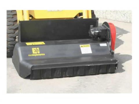 Implemento desbrozadora